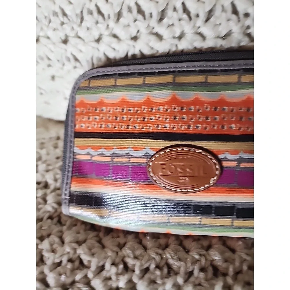 Fossil Keyper Wristlet Striped Multicolor Zip Pouch Wallet